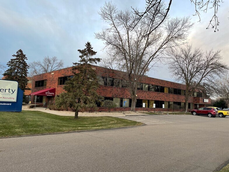 More Photos Of 7645 Metro Blvd, Edina Office For Lease