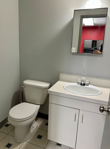 More Photos Of 15701-15757 Crabbs Branch Way, Rockville Light Distribution For Lease