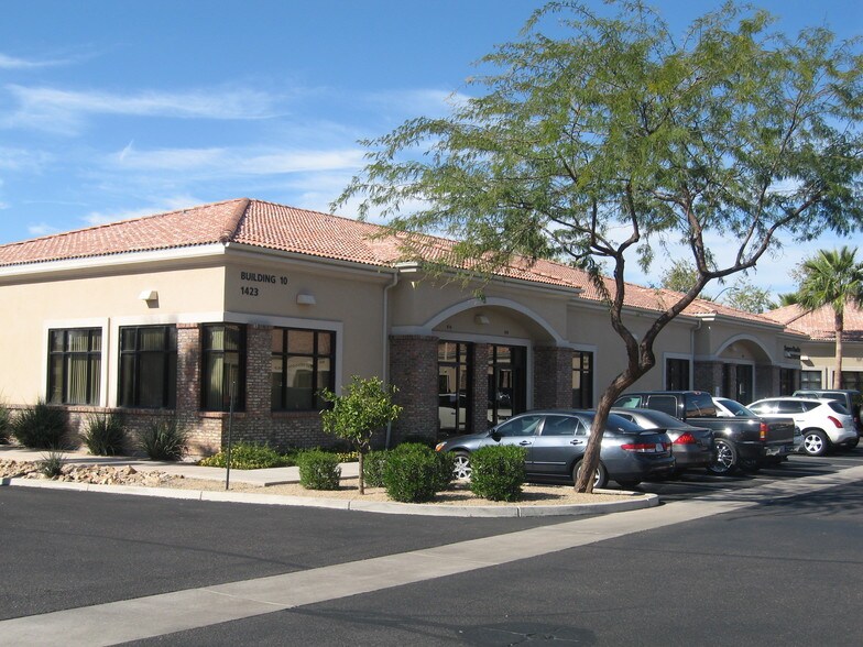 More Photos Of 1423 S Higley Rd, Mesa Office For Lease
