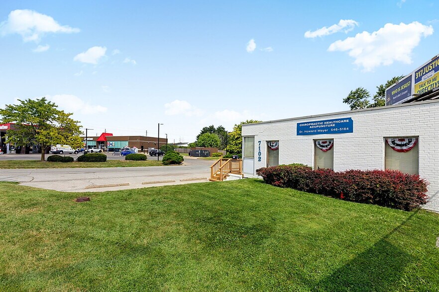 More Photos Of 7102 E Pendleton Pike, Indianapolis Office For Sale