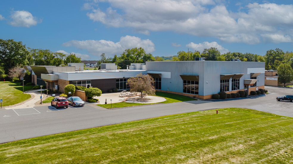 Primary Photo Of 3030 Gilchrist Rd, Akron Manufacturing For Lease