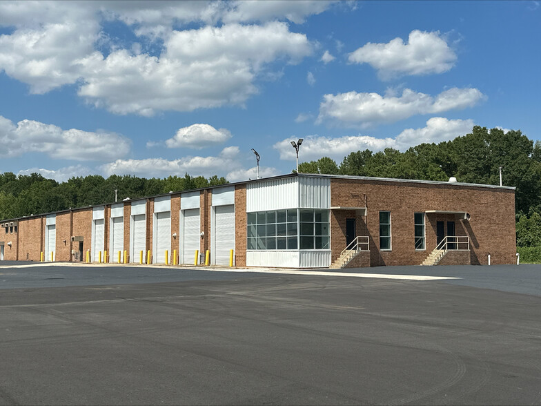 Primary Photo Of 2300 Jonesboro Rd SE, Atlanta Truck Terminal For Lease