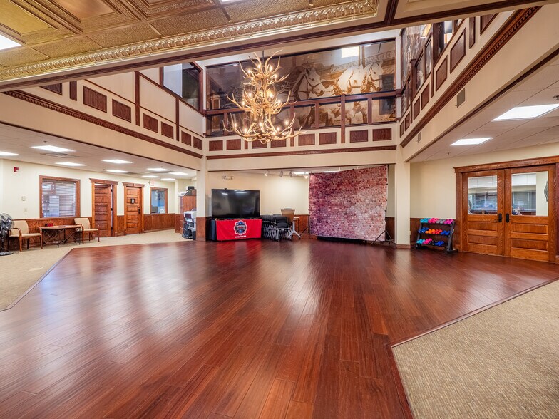 More Photos Of 3561 Stagecoach Rd, Longmont Office For Sale