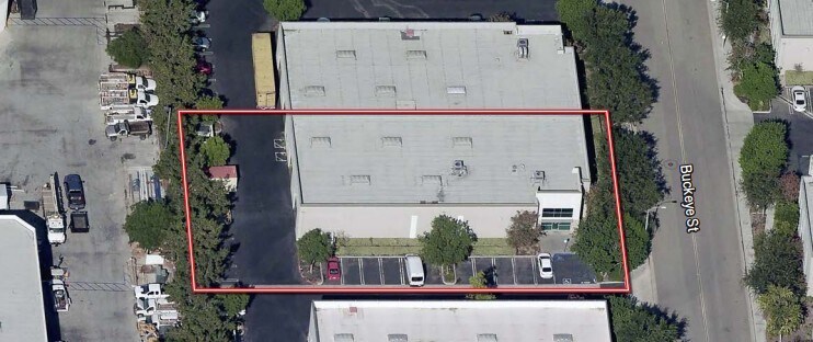 More Photos Of 6951 Buckeye St, Chino Warehouse For Lease