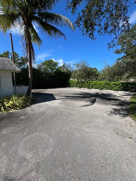 More Photos Of 201 Toney Penna Dr, Jupiter Office For Sale