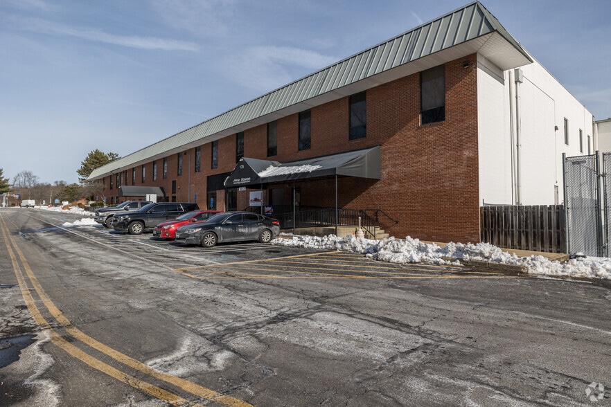 More Photos Of 6295 Edsall Rd, Alexandria Unknown For Lease