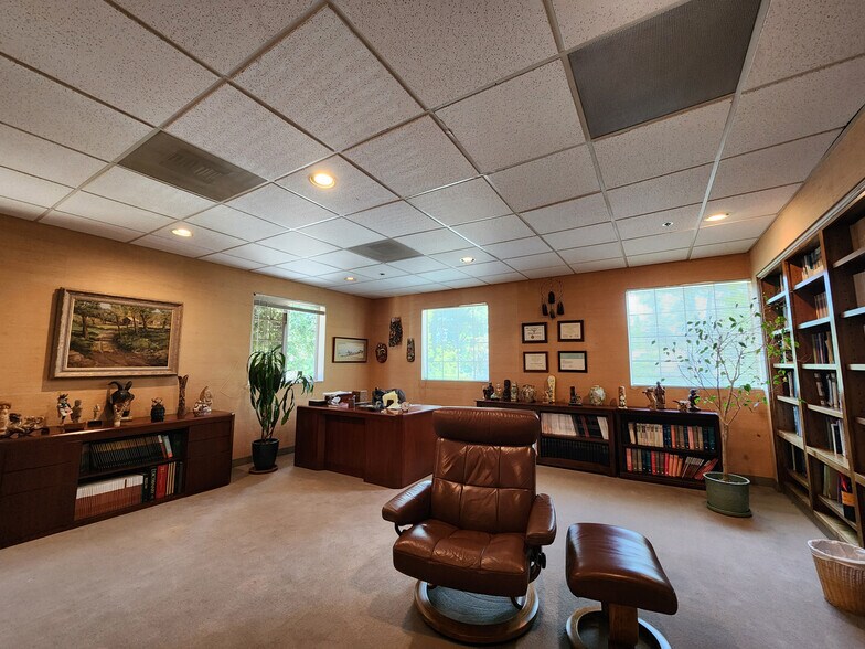 More Photos Of 1240 S Westlake Blvd, Westlake Village Medical For Sale