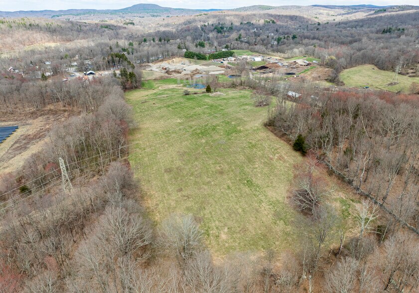 More Photos Of 12 Hunns Lake Rd, Stanfordville Flex For Sale