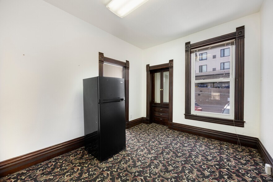 More Photos Of 1325 Delaware St, Denver Office For Lease