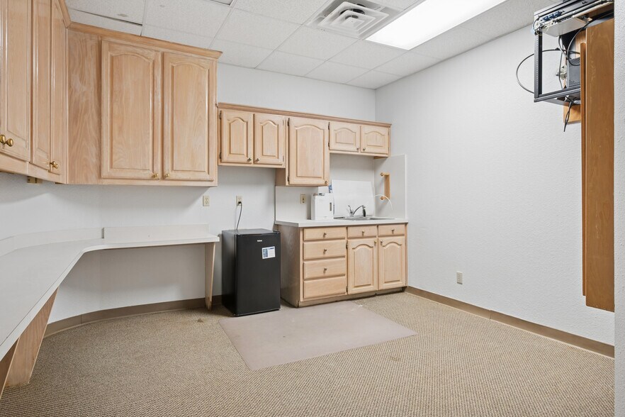 More Photos Of 6407 Colleyville Blvd, Colleyville Medical For Lease