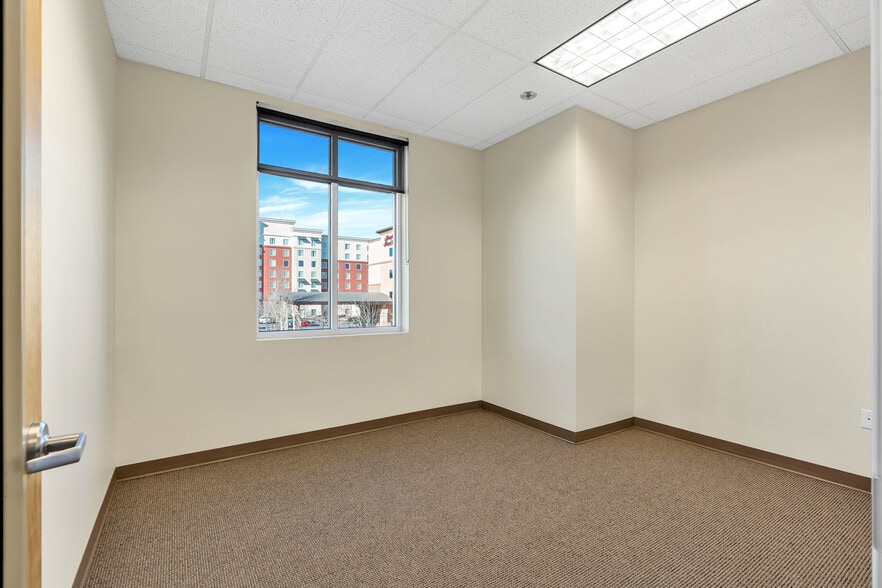 More Photos Of 3455-3499 NE John Olsen Ave, Hillsboro Flex For Sale