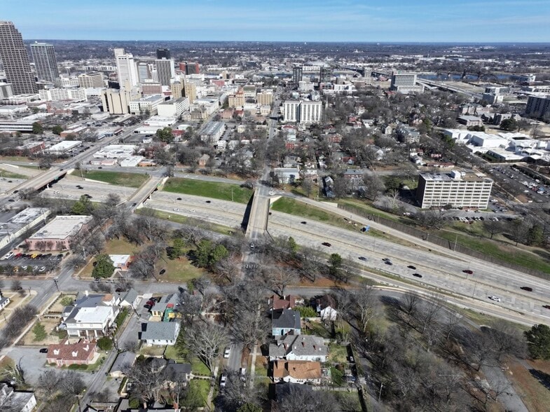 More Photos Of 1305 Cumberland St, Little Rock Multifamily For Sale