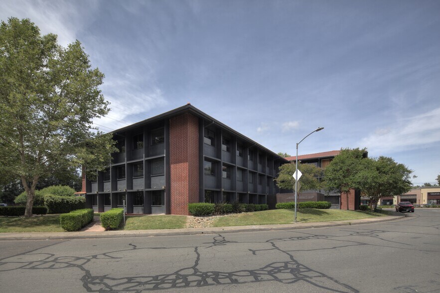 More Photos Of 2 Scripps Dr, Sacramento Medical For Lease