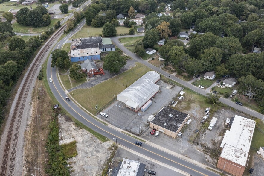 More Photos Of 1444 W Airline Ave, Gastonia Warehouse For Sale
