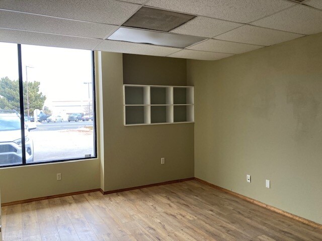 More Photos Of 2463 N Walgreens St, Flagstaff Warehouse For Lease