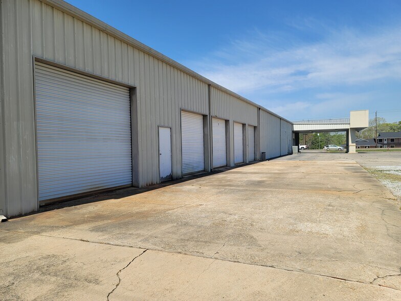 More Photos Of 1222 Rucker Blvd, Enterprise Auto Dealership For Sale