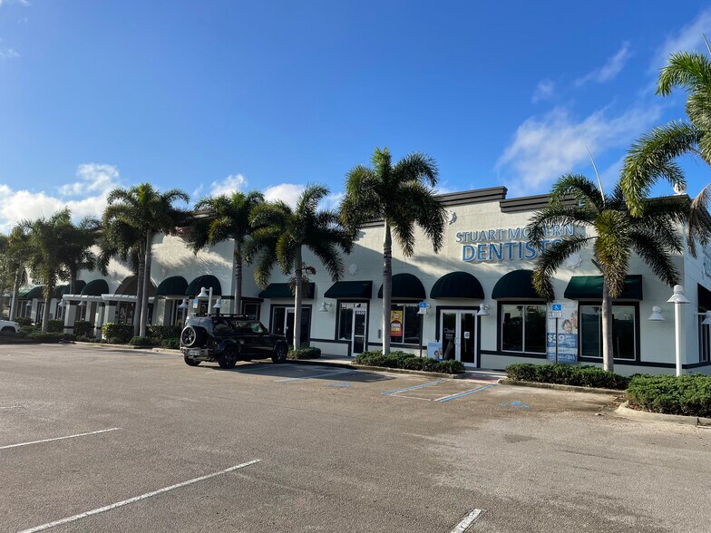More Photos Of 5934 SE Federal Hwy, Stuart Unknown For Lease
