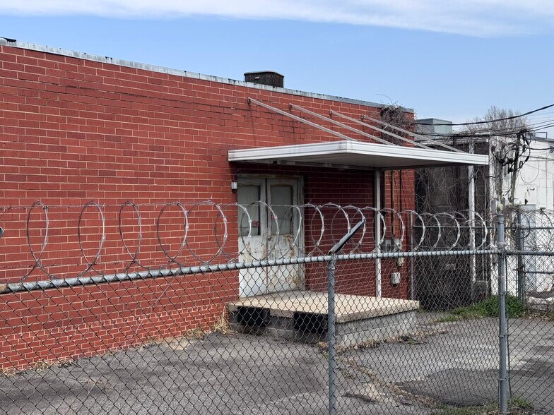 More Photos Of 1012 N Raleigh St, Greensboro Industrial For Sale