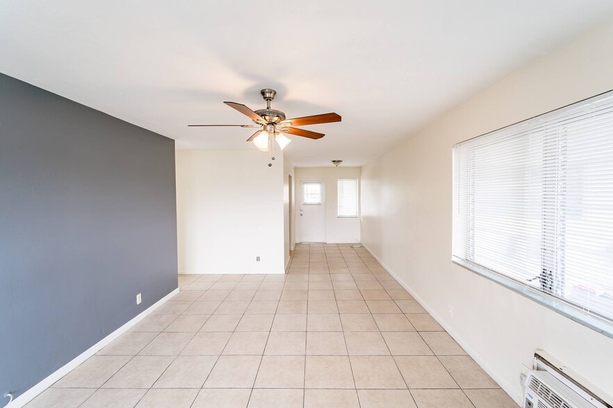 More Photos Of 1241-1251 W River Dr, Margate Apartments For Sale