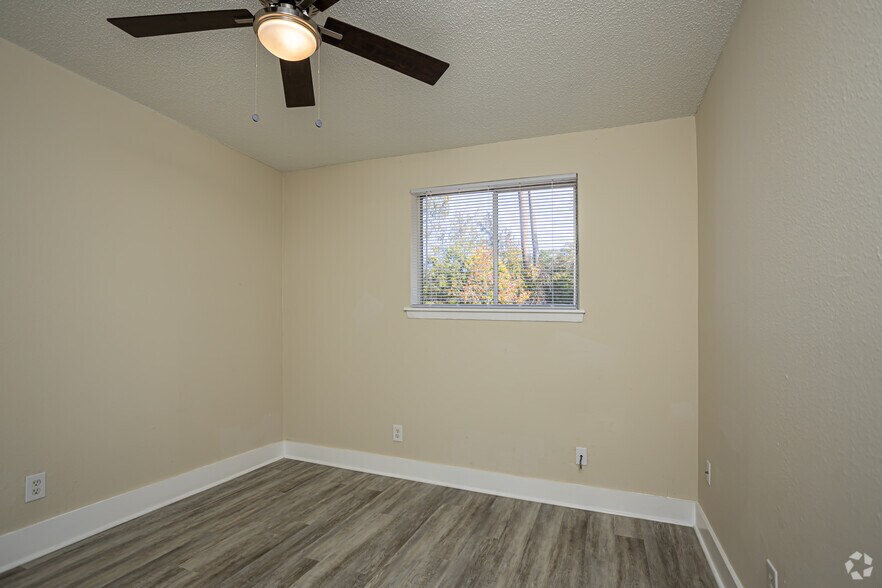 More Photos Of 2700 Mary St, Slidell Apartments For Sale