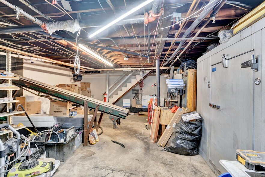 More Photos Of 147 Chestnut St, Roselle Park Storefront Retail Residential For Sale