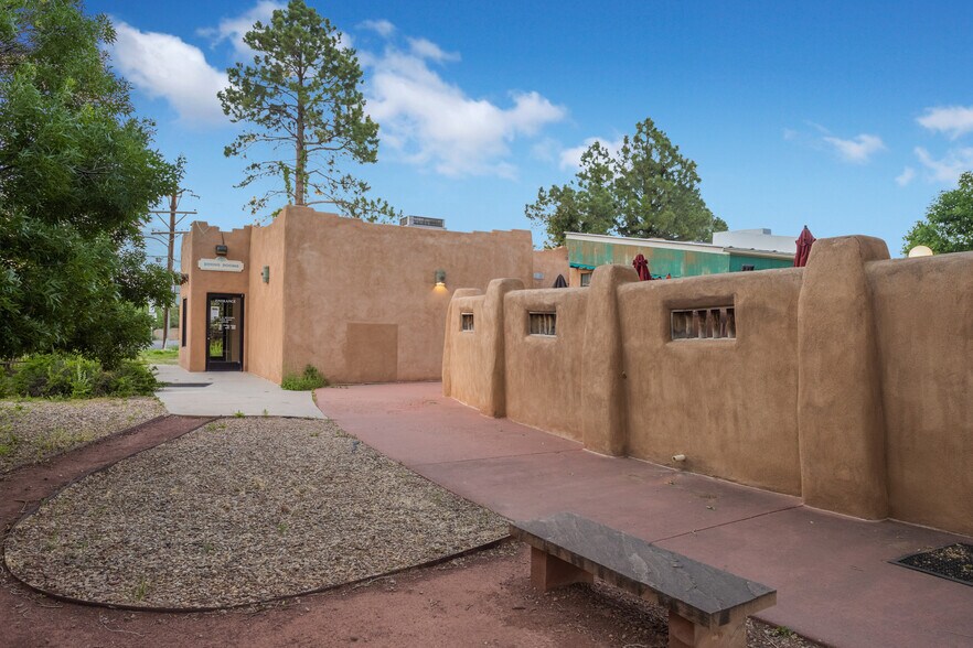 More Photos Of 8032 4th St NW, Albuquerque Restaurant For Sale