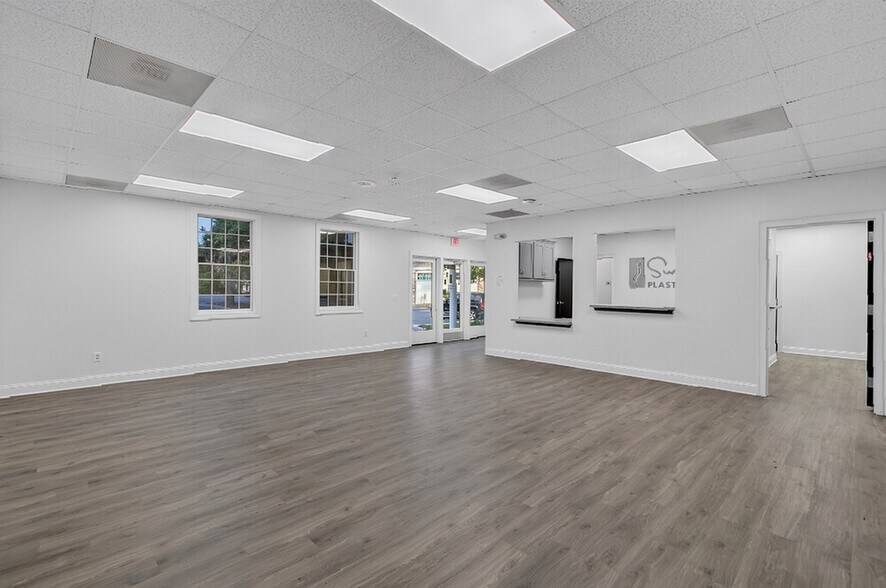 More Photos Of 1930 Charlie Hall Blvd, Charleston Medical For Lease