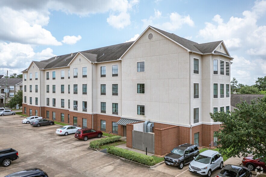 More Photos Of 14450 Park Row, Houston Hotel For Sale