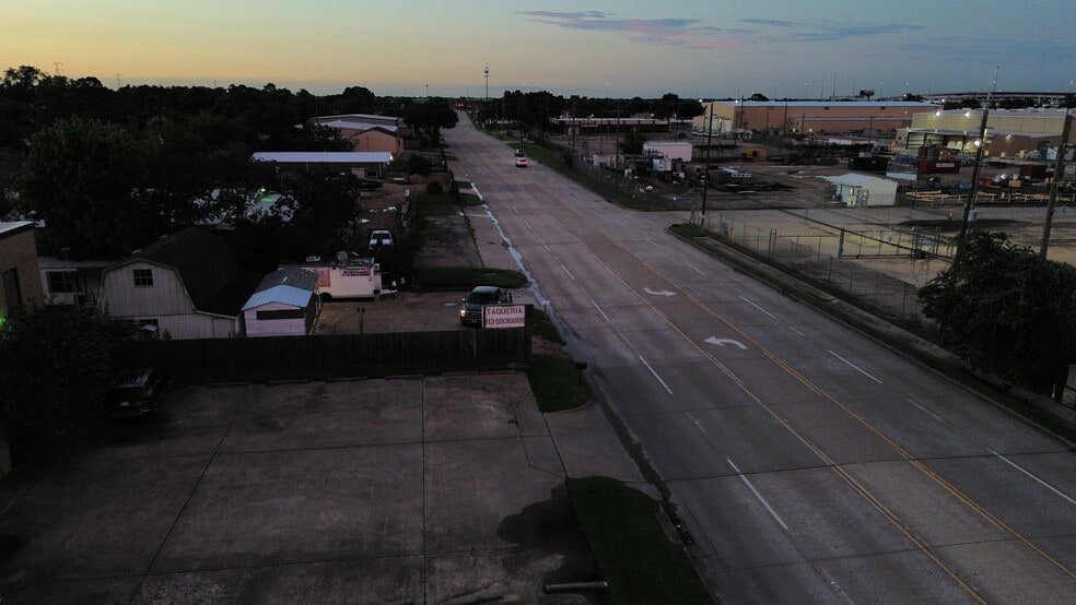 More Photos Of 6203 Brittmoore rd, Houston Land For Sale