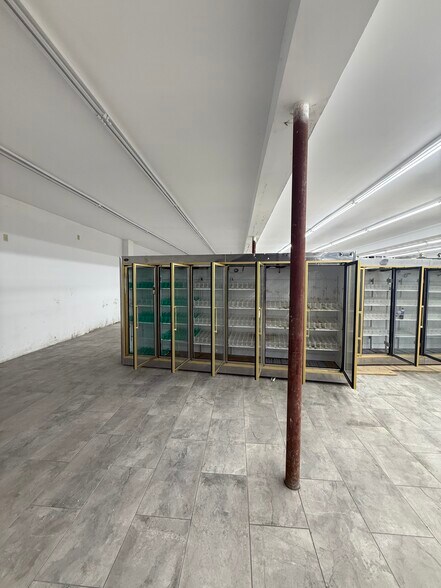 More Photos Of 201-205 Broad St, Staten Island Storefront For Lease