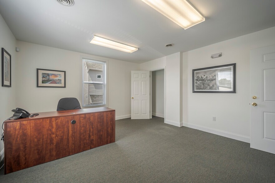 More Photos Of 134 Cockeysville Rd, Cockeysville Medical For Lease