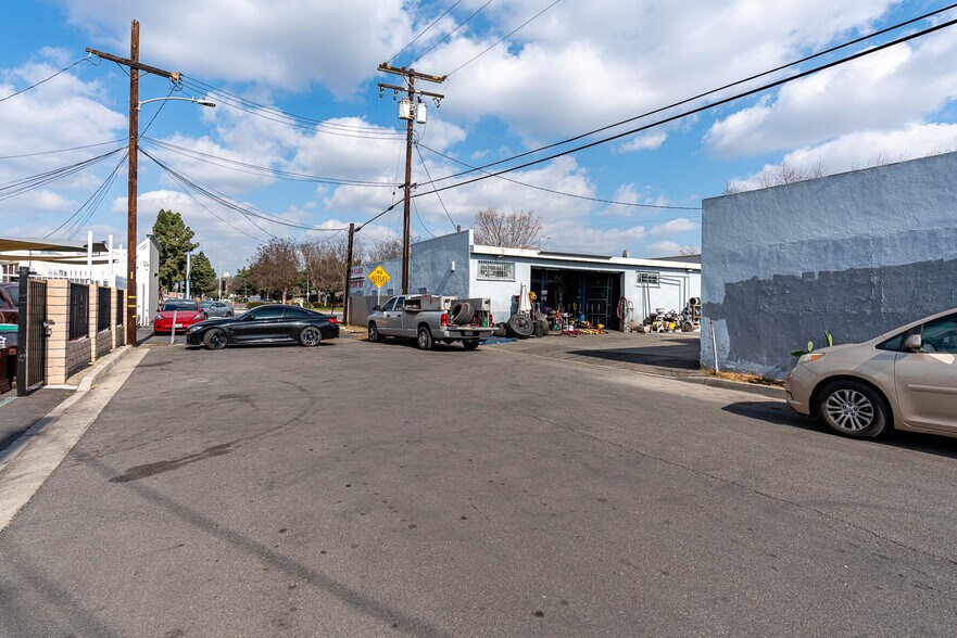 More Photos Of 13021 Century Blvd, Garden Grove Auto Repair For Sale