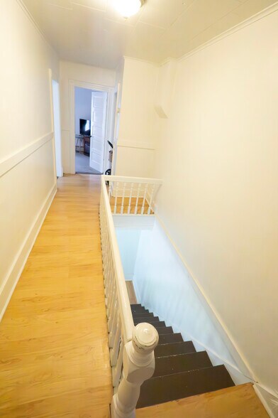 More Photos Of 16 Broad Ln, Au Sable Forks Apartments For Sale