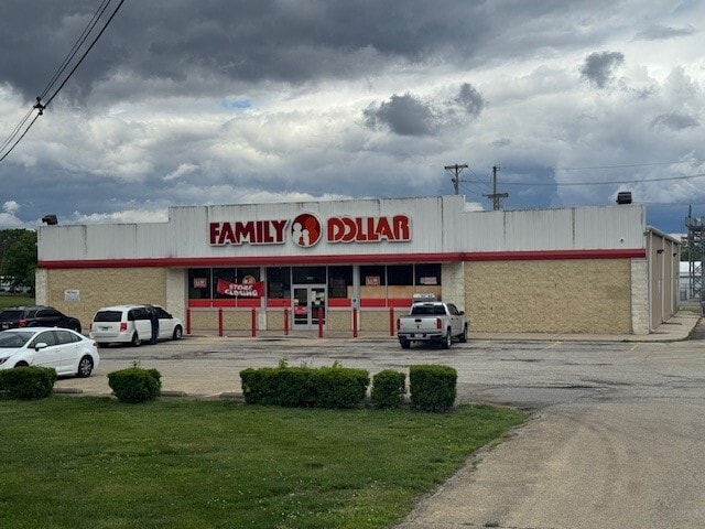 Primary Photo Of 1110 Philo Rd, Urbana Freestanding For Lease