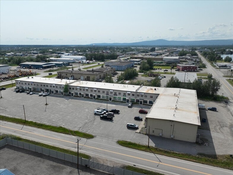 More Photos Of 3534 International St, Fairbanks General Retail For Lease