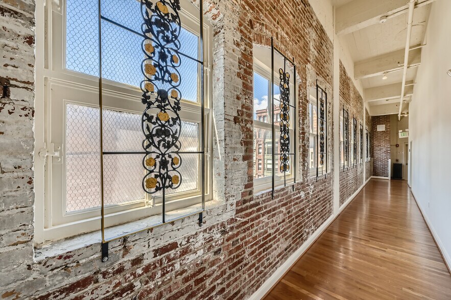 More Photos Of 311-313 W Baltimore St, Baltimore Apartments For Sale