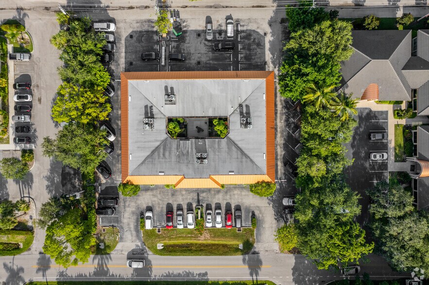 More Photos Of 5051 Castello Dr, Naples Office For Lease