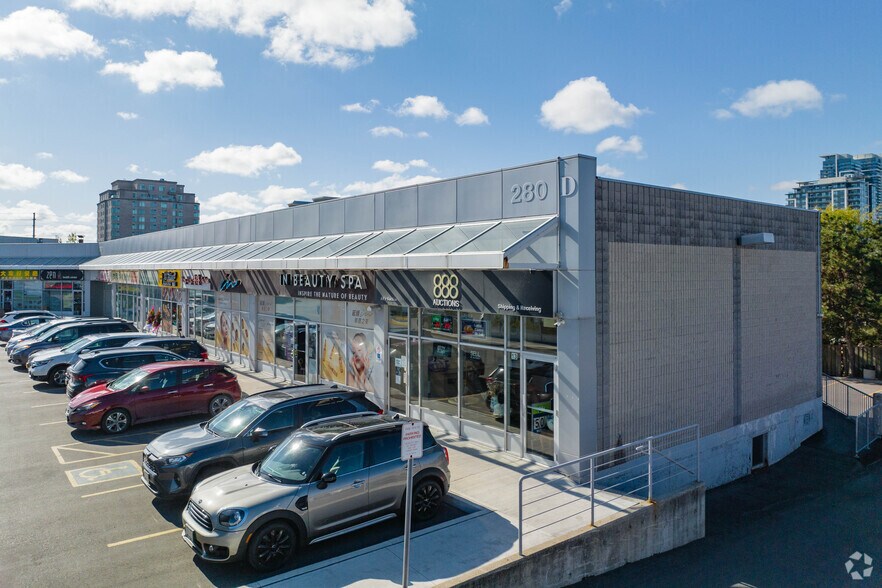 Primary Photo Of 270-300 W Beaver Creek Rd, Richmond Hill Unknown For Lease