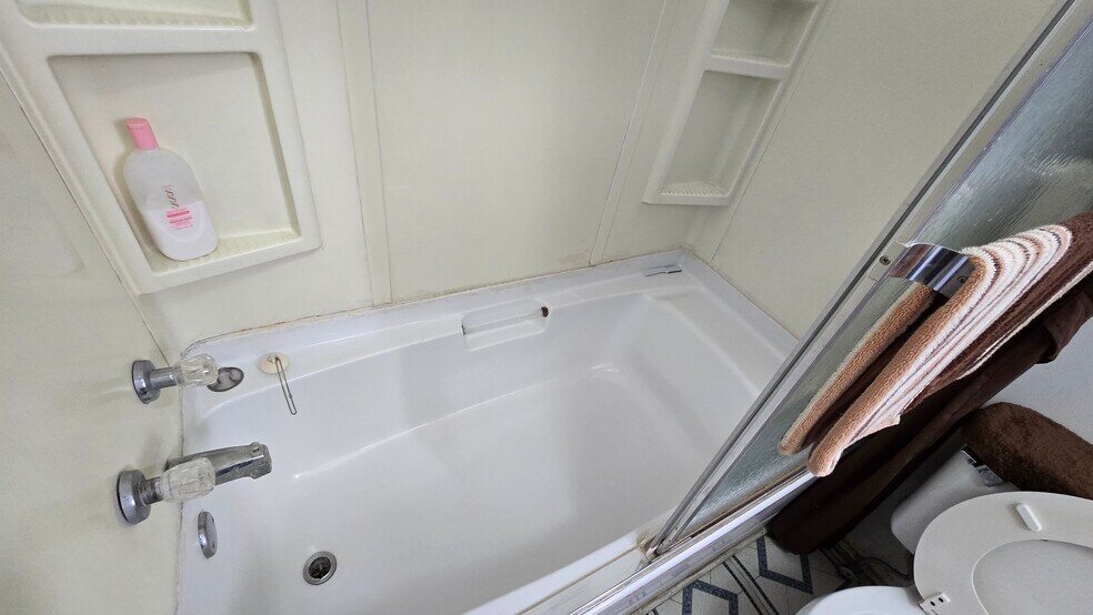 More Photos Of 706 4th St, Rock Island Apartments For Sale