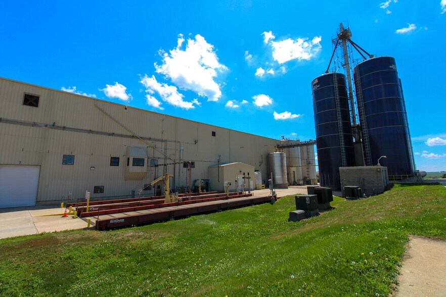 More Photos Of 6059 159th St, Galva Food Processing For Sale