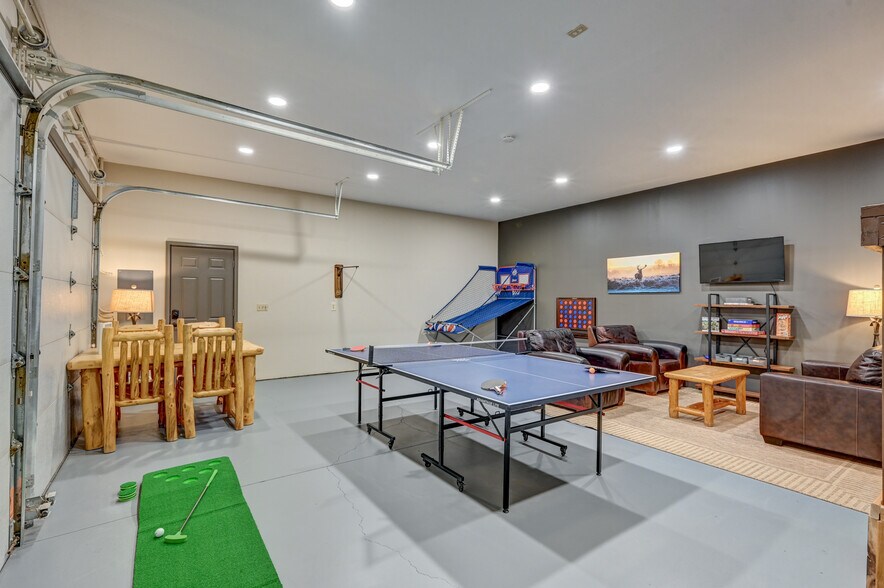 More Photos Of 9955 County Road 120, Salida Hotel For Sale