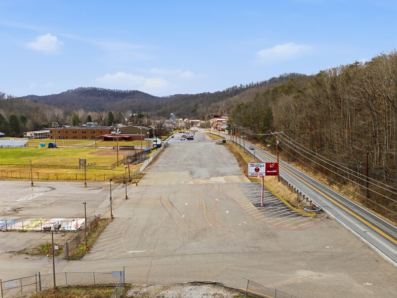 More Photos Of 5105 Elk River Rd, Elkview Showroom For Sale