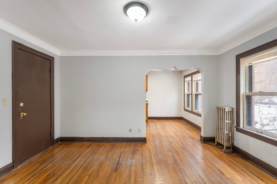 More Photos Of 487 Grand Ave, Saint Paul Apartments For Sale