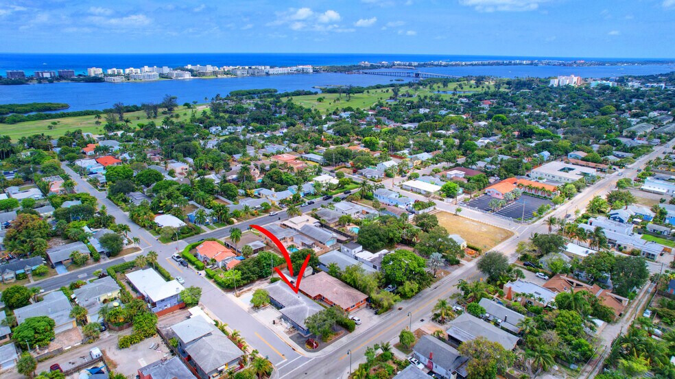 More Photos Of 830 N Federal Hwy, Lake Worth Office For Lease