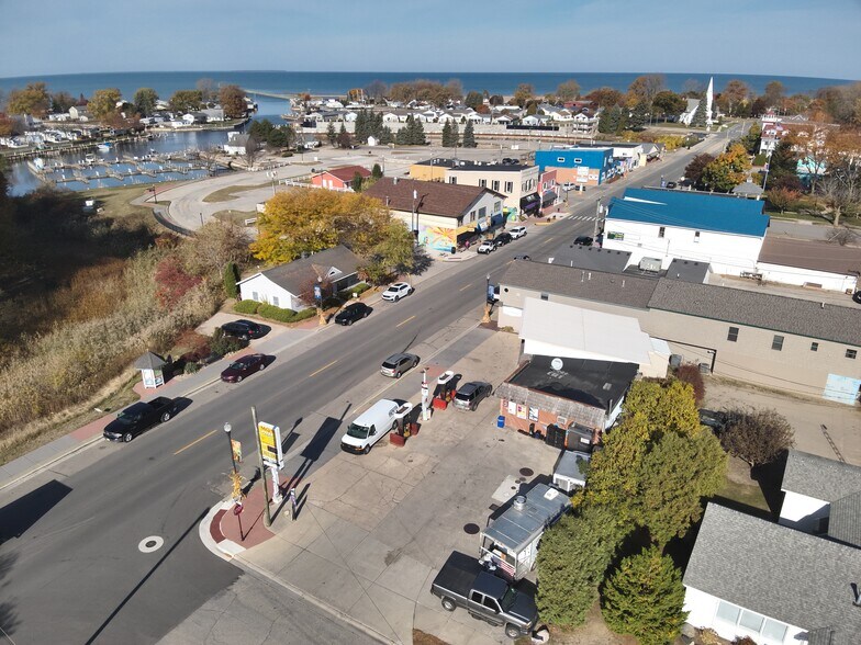 More Photos Of 6631 Main St, Caseville Service Station For Sale