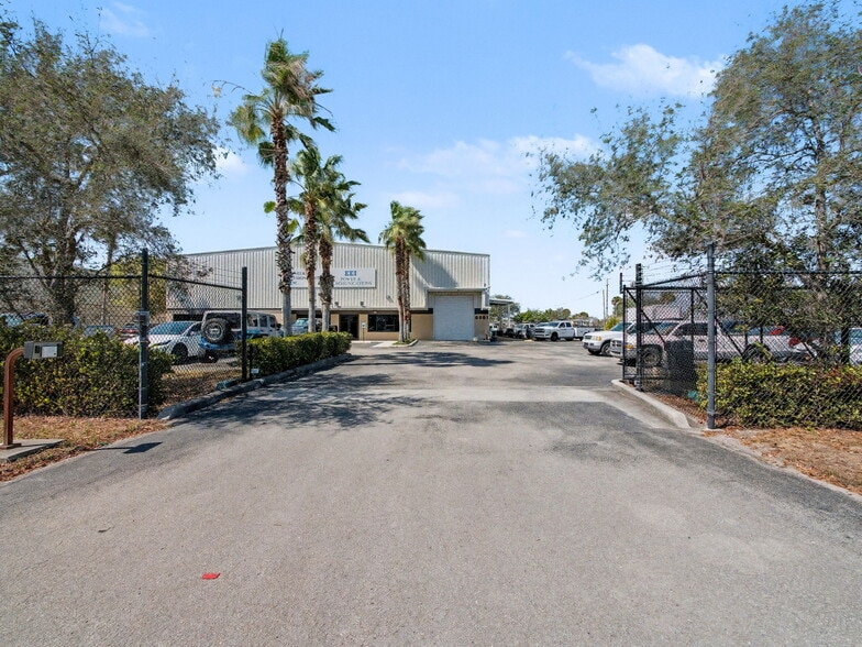 More Photos Of 6861 Garden Rd, Riviera Beach Warehouse For Sale