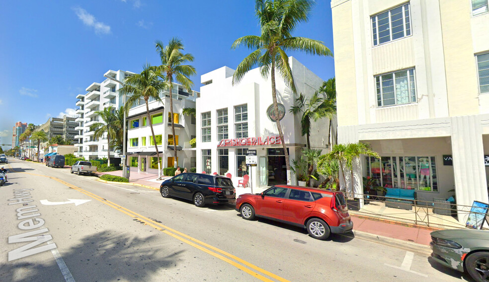 Primary Photo Of 740 Collins Ave, Miami Beach Storefront For Sale