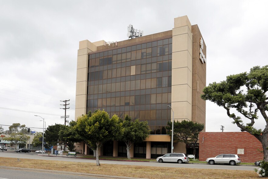 More Photos Of 8055 W Manchester Ave, Playa Del Rey Office For Lease