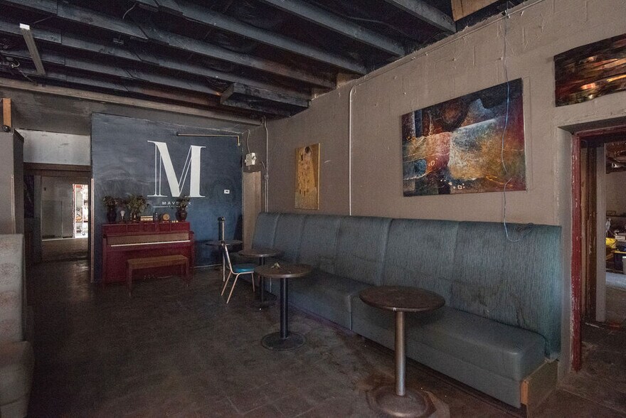 More Photos Of 132 S 1st St, Turlock Storefront For Sale