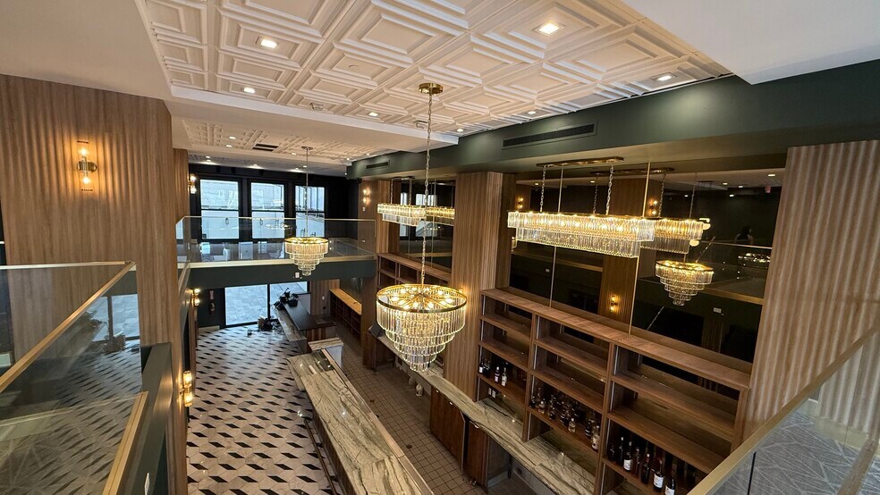 More Photos Of 1680 N Vine St, Hollywood Loft Creative Space For Lease